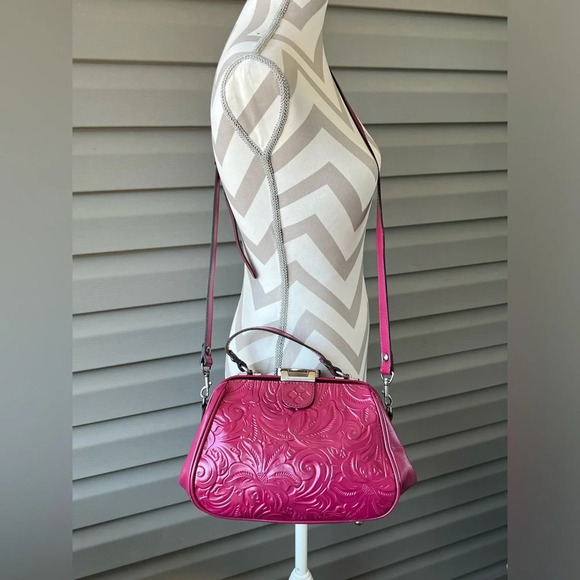 PATRICIA NASH Gracchi Satchel Crossbody Bag MAGENTA Pink Burnished Tooled - Picture 1 of 17